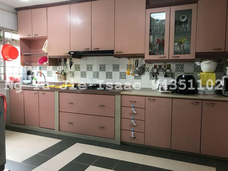 Blk 841 Jurong West Street 81 (Jurong West), HDB Executive #160631752
